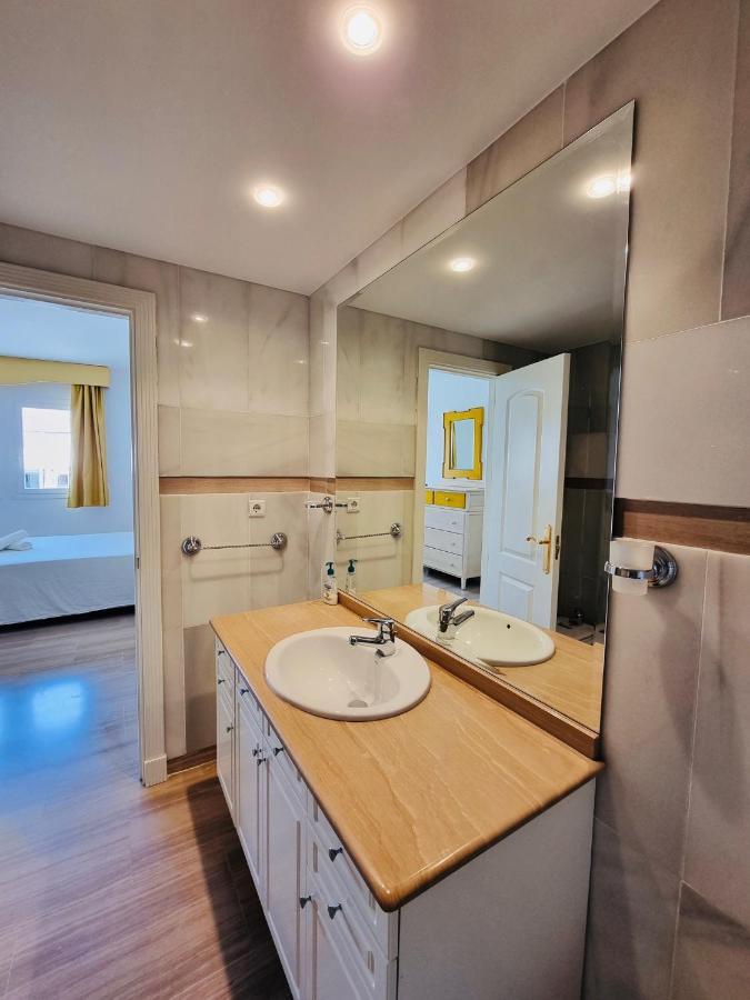 G&G Isla Marina Puerto Daire Benalmádena Dış mekan fotoğraf